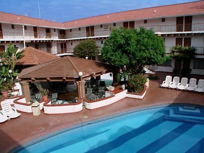Desert Inn Ensenada Buitenkant foto